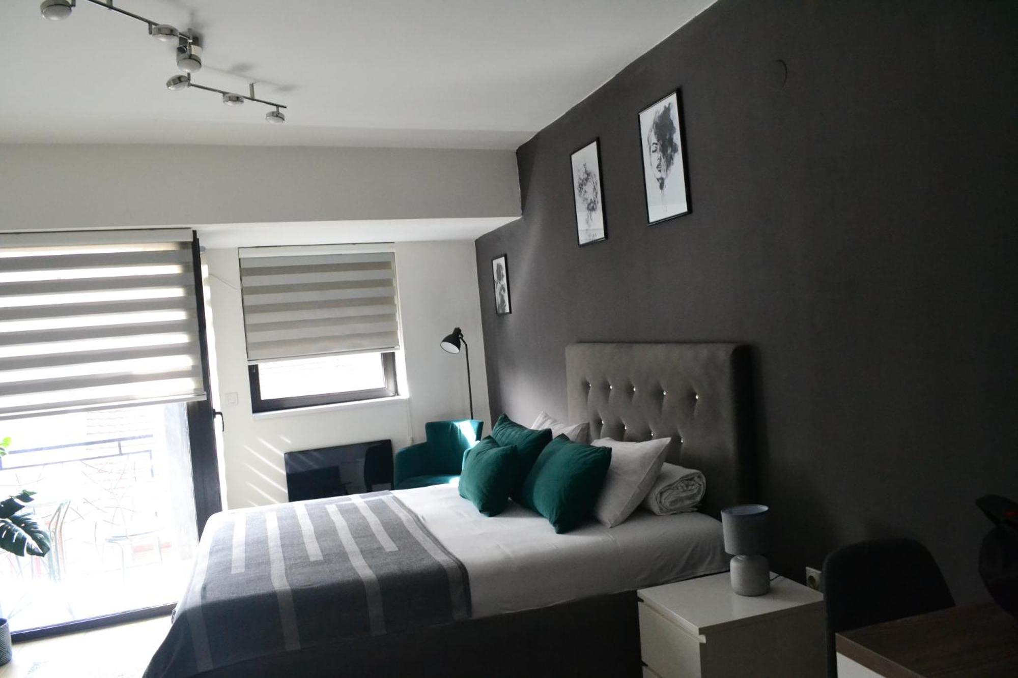 Urban Apartment Ниш Экстерьер фото