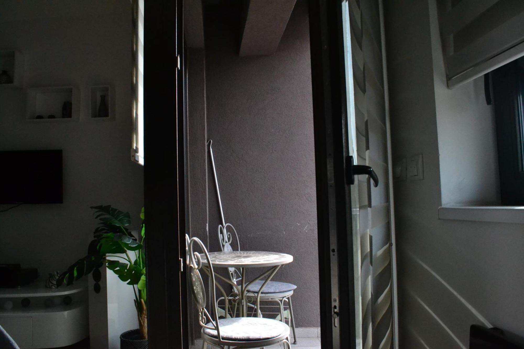 Urban Apartment Ниш Экстерьер фото