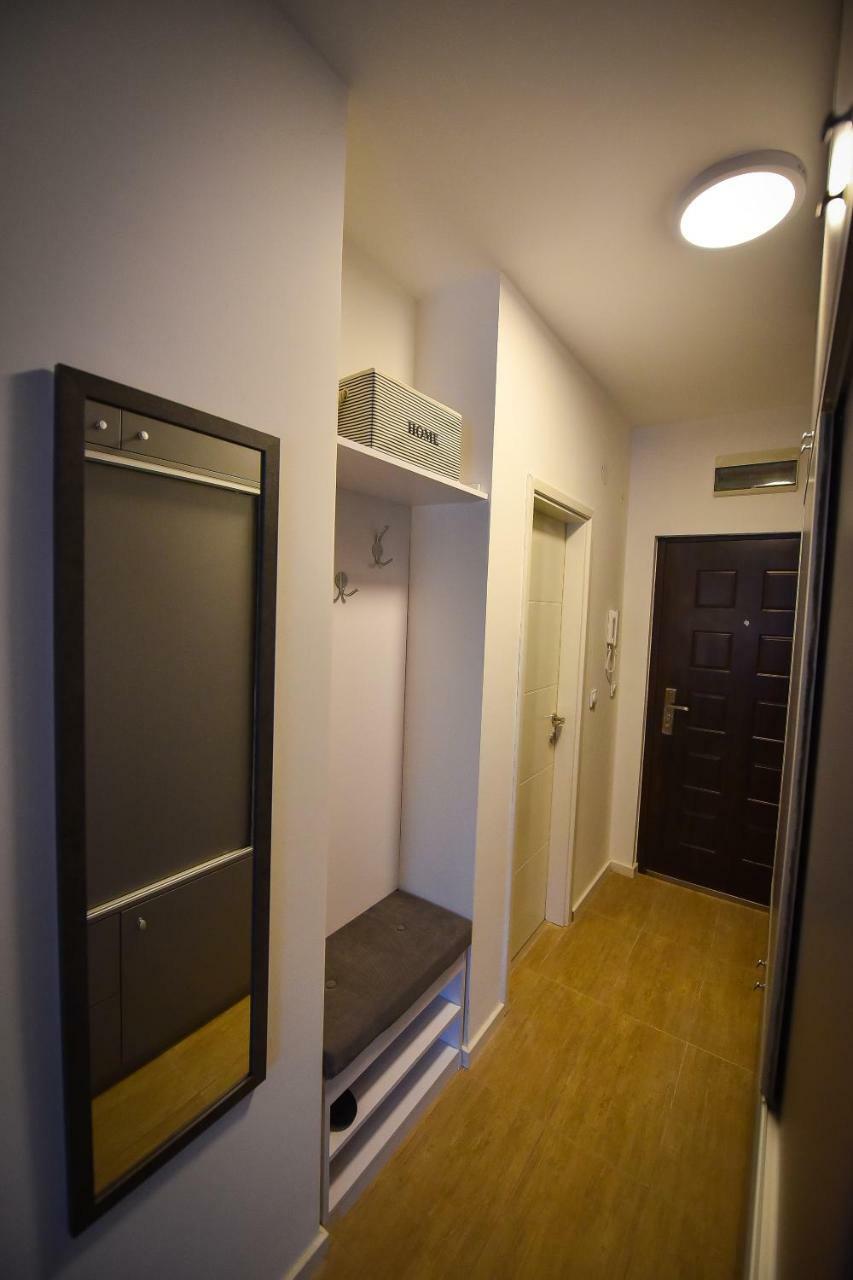 Urban Apartment Ниш Экстерьер фото