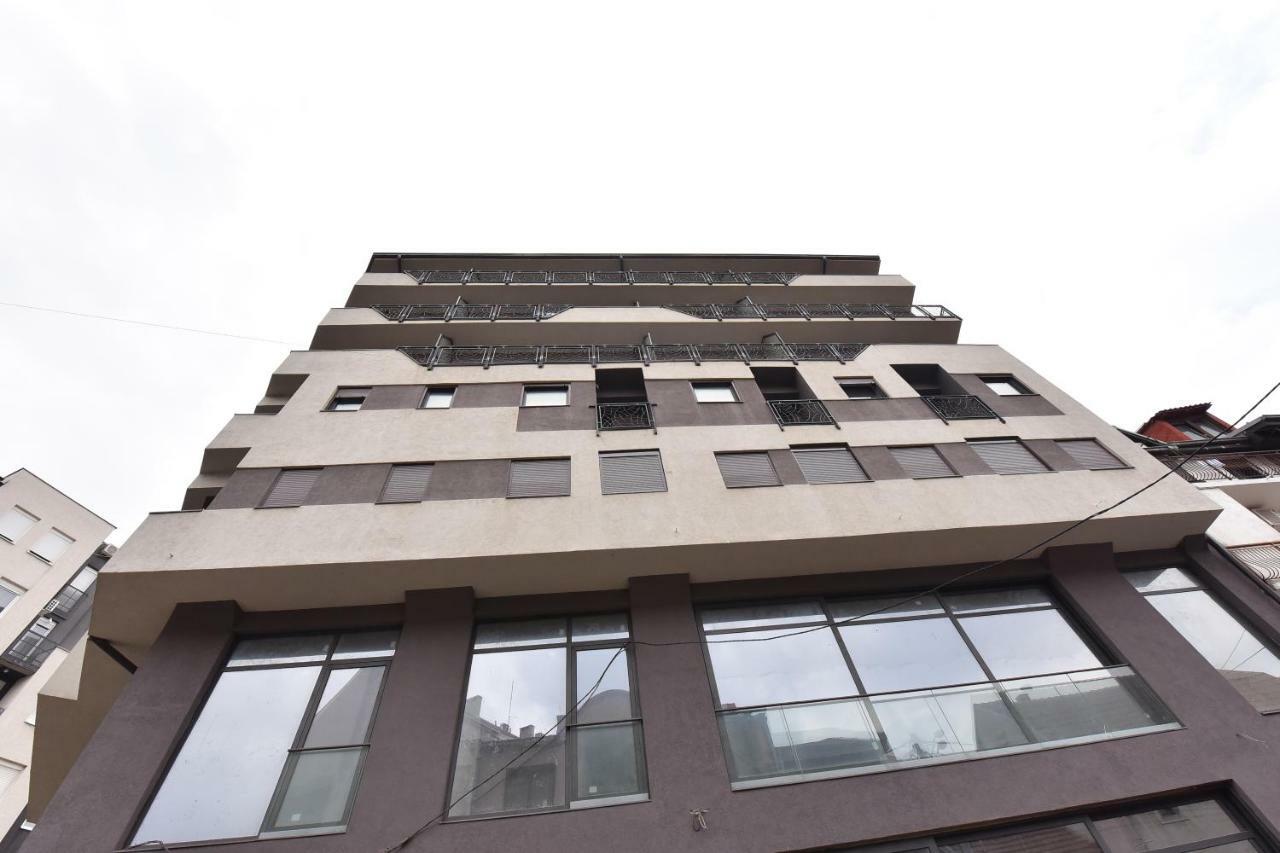 Urban Apartment Ниш Экстерьер фото